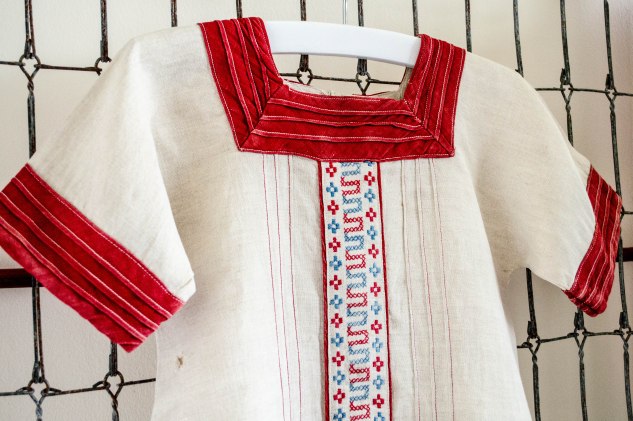 studio cloth - vintage dress - top detail
